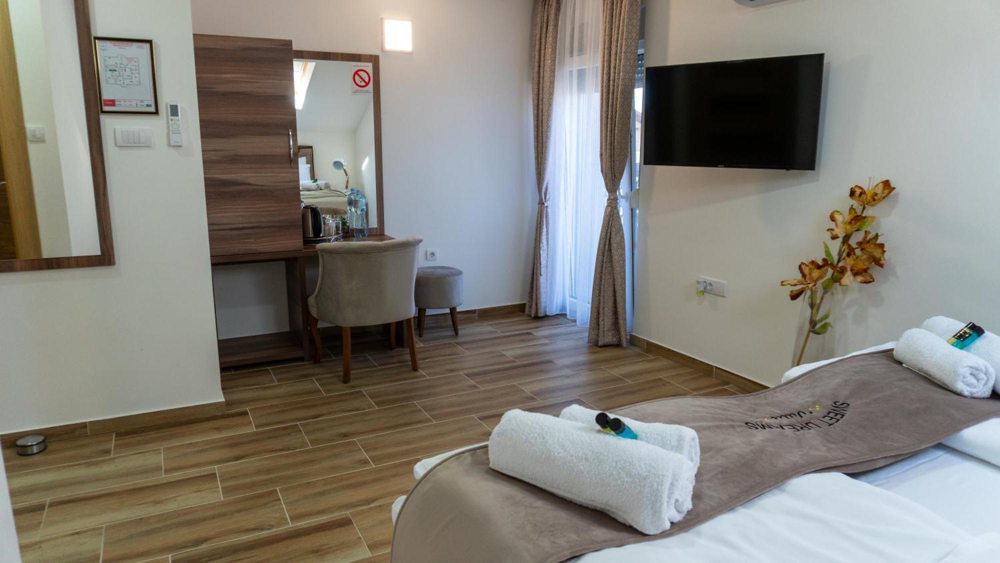 Villa Sweet Dreams Novi Sad Esterno foto