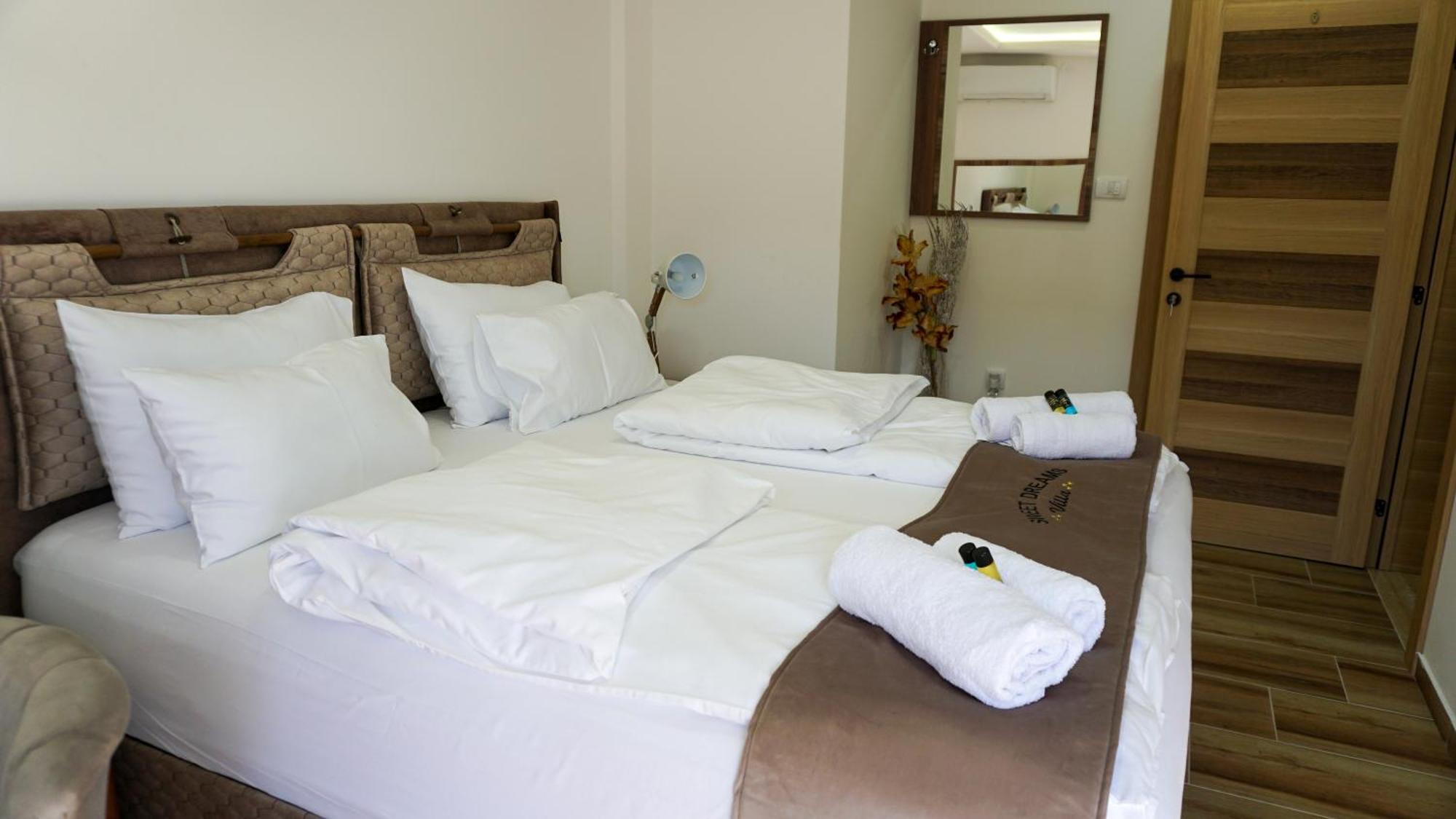 Villa Sweet Dreams Novi Sad Esterno foto